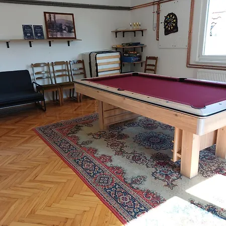 Kuca U Selu Sa Bilijar Salom Za Aktivan Odmor * Mionica