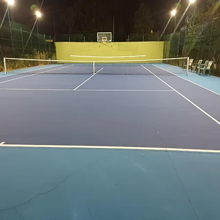 Kuca U Selu Sa Bilijar Salom Za Aktivan Odmor בית נופש