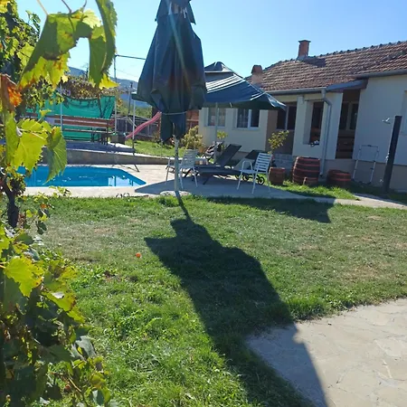 Ferienhaus Kuca U Selu Sa Bilijar Salom Za Aktivan Odmor Mionica