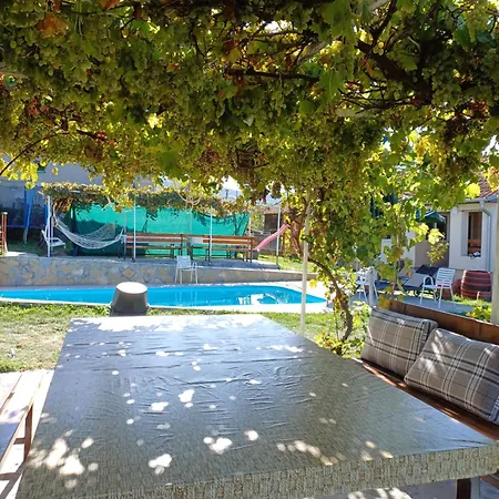 Ferienhaus Kuca U Selu Sa Bilijar Salom Za Aktivan Odmor *