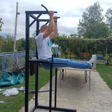 Kuca U Selu Sa Bilijar Salom Za Aktivan Odmor * Mionica